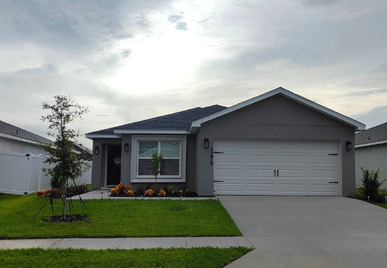 Casa en Auburndale - Encanto At Auburndale 