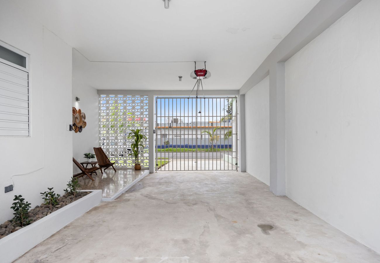 Casa en Carolina - Modern 3BR Home in Carolina Near Beaches & Airport