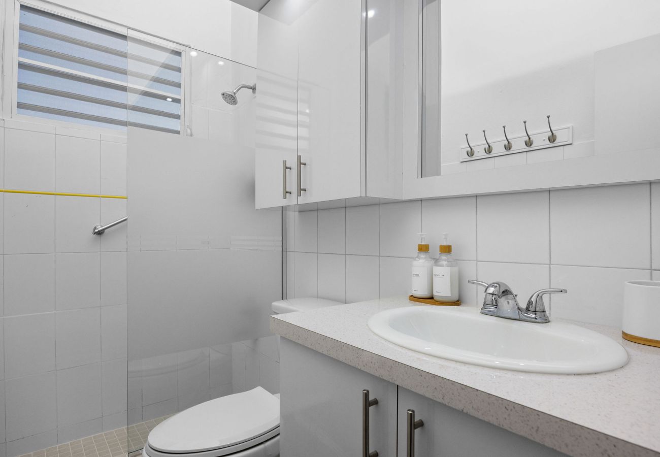 Casa en Carolina - Modern 3BR Home in Carolina Near Beaches & Airport