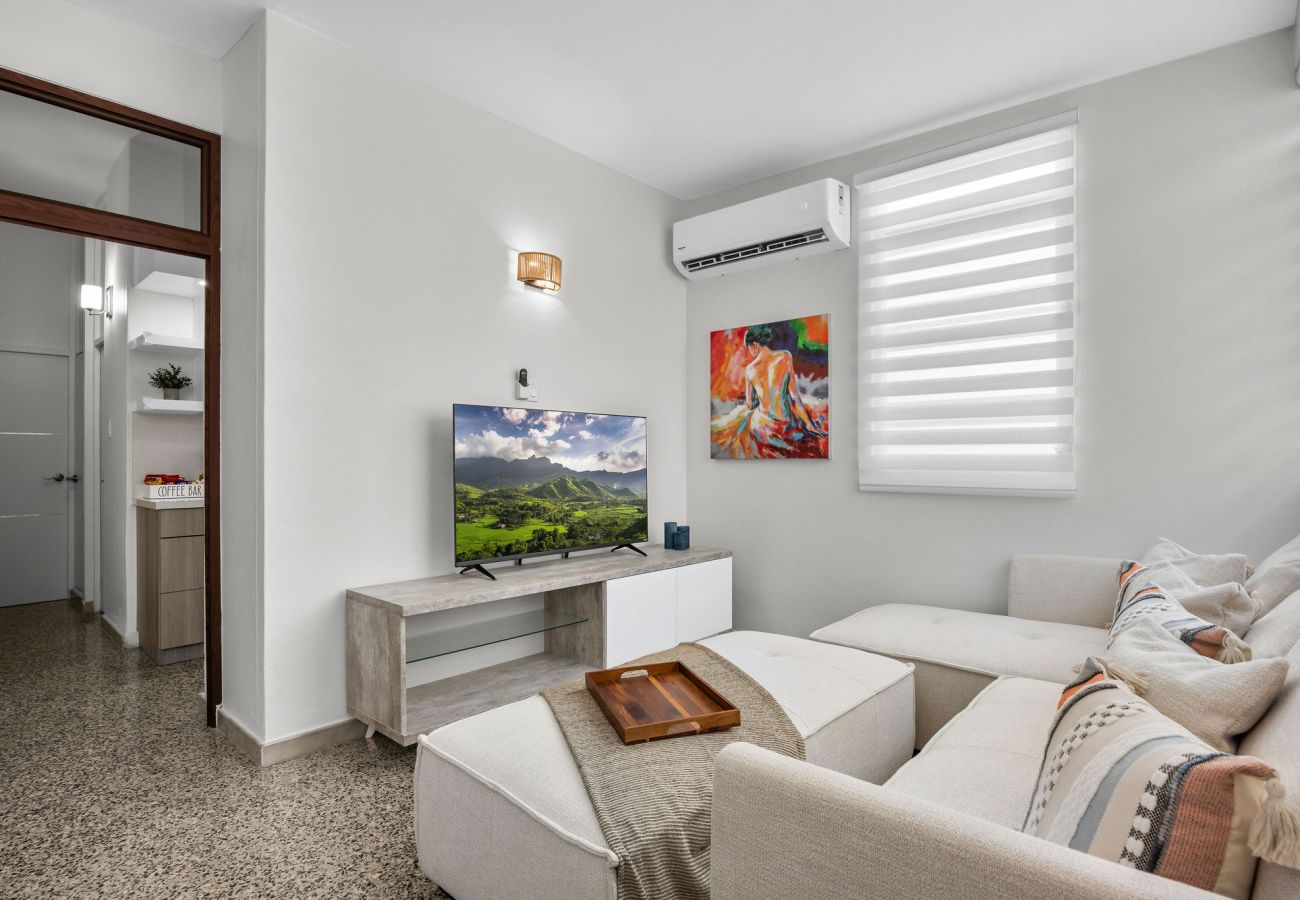 Casa en Carolina - Modern 3BR Home in Carolina Near Beaches & Airport