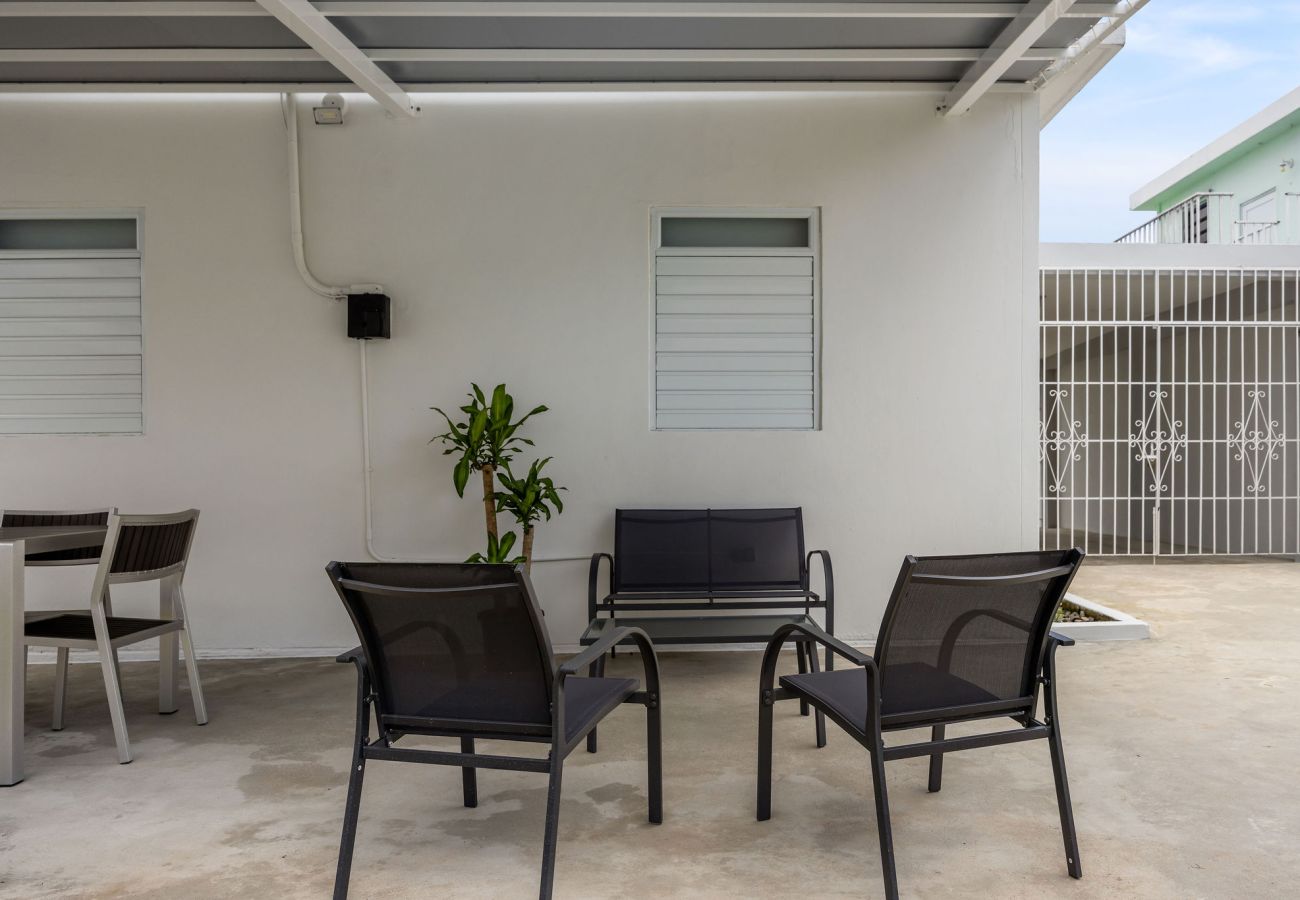 Casa en Carolina - Modern 3BR Home in Carolina Near Beaches & Airport