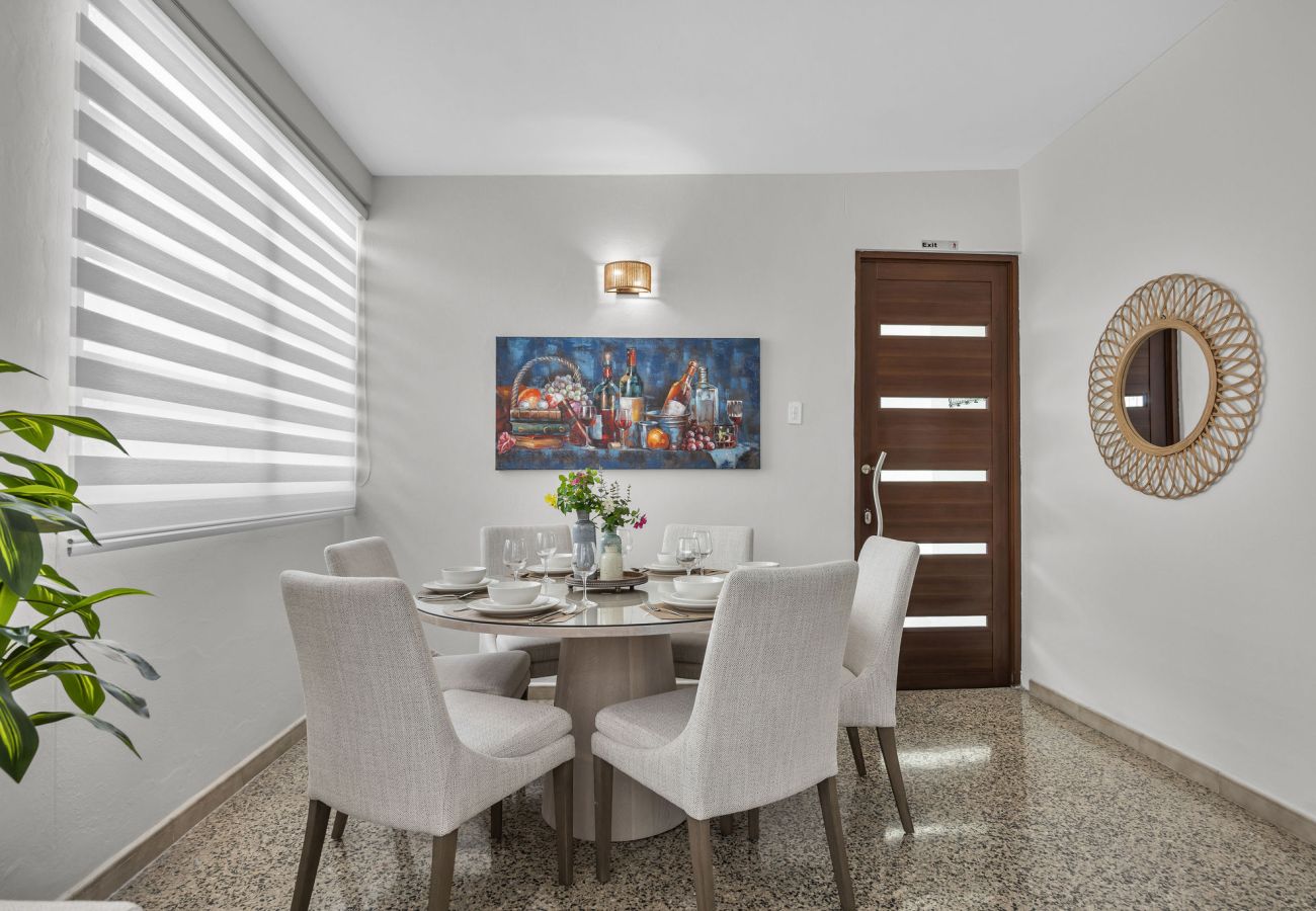 Casa en Carolina - Modern 3BR Home in Carolina Near Beaches & Airport