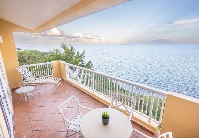 Residencial en Fajardo - *Azul Marino* Golf & Ocean View Luxury Condo 