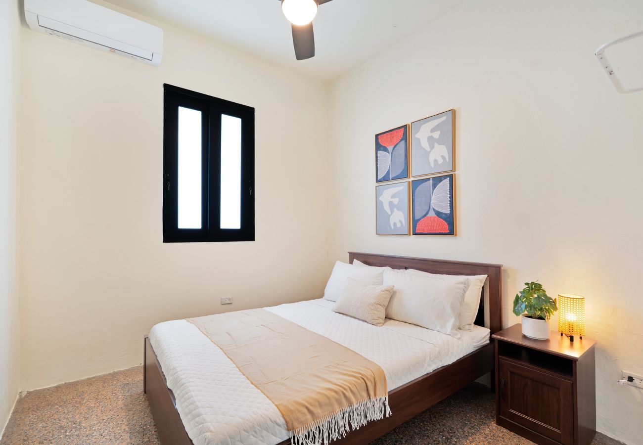 Casa en San Juan - Vibrant Santurce Caribbean Escape | 7BR w/ Rooftop