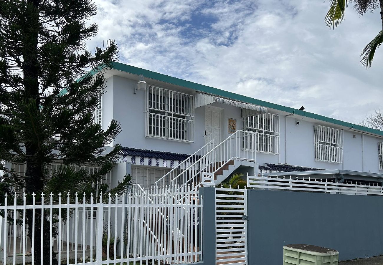 Apartamento en Carolina - Caribbean Hideaway, Your Home Away From Home 