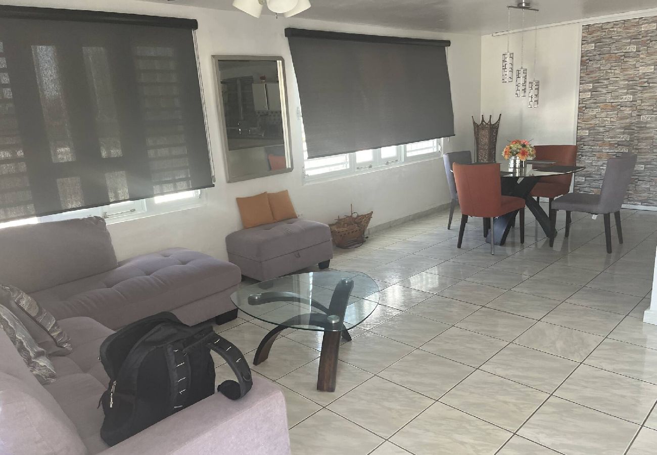 Apartamento en Carolina - Caribbean Hideaway, Your Home Away From Home 