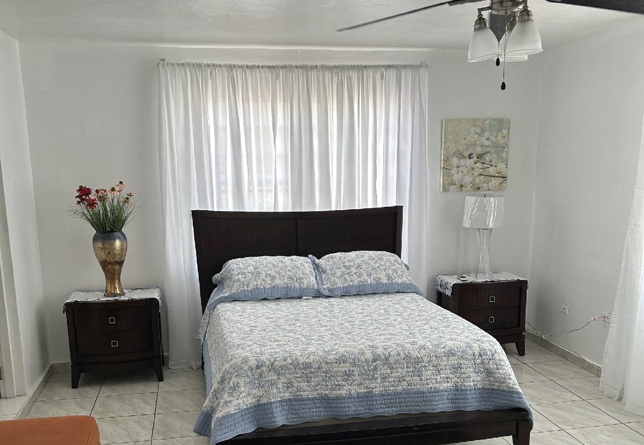 Apartamento en Carolina - Caribbean Hideaway, Your Home Away From Home 
