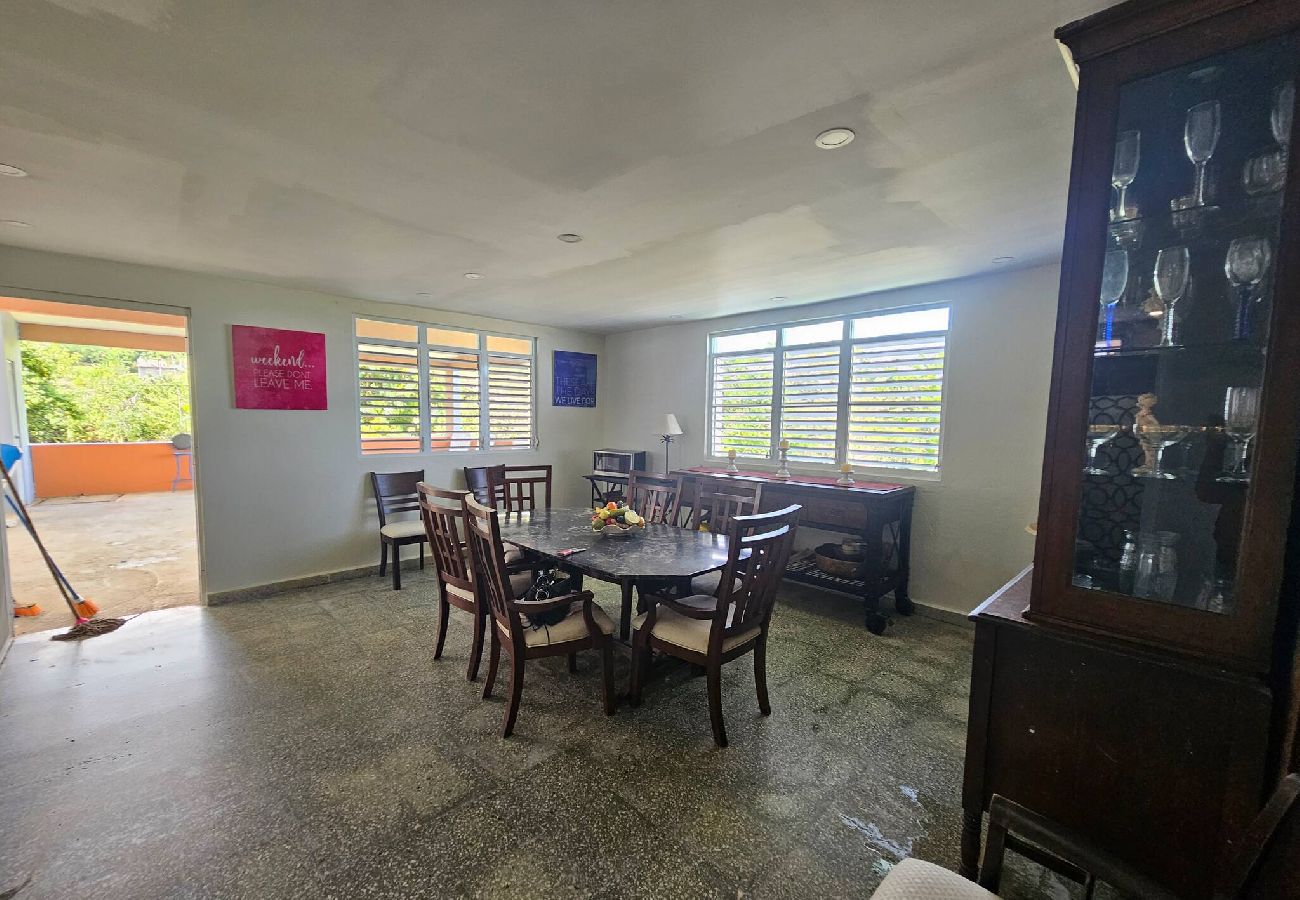 Casa en Ciales - Beach house Playa Guayanés, for 10 + guests 