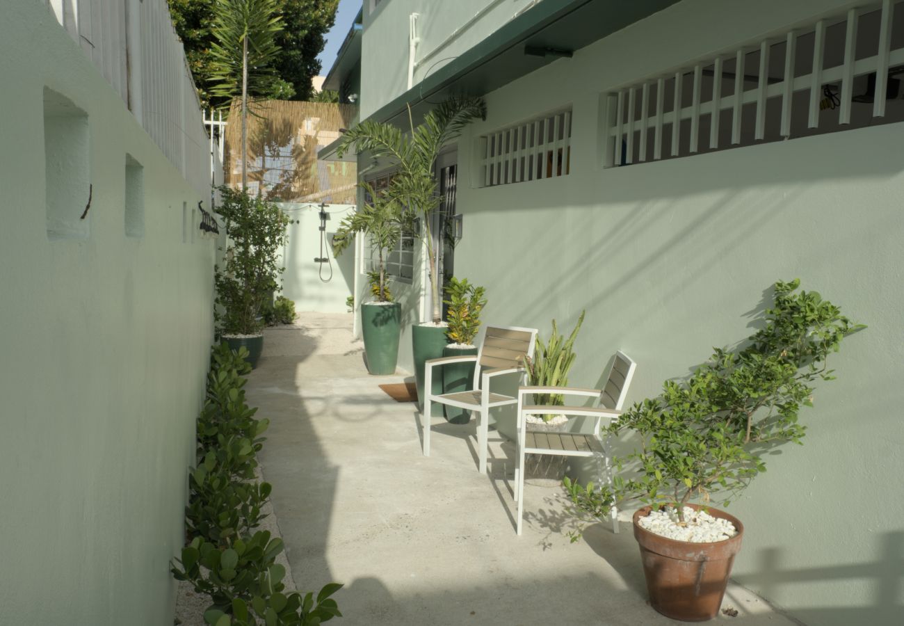 Casa en San Juan - 4BR Pool Home | 5 Min to Beach, San Juan