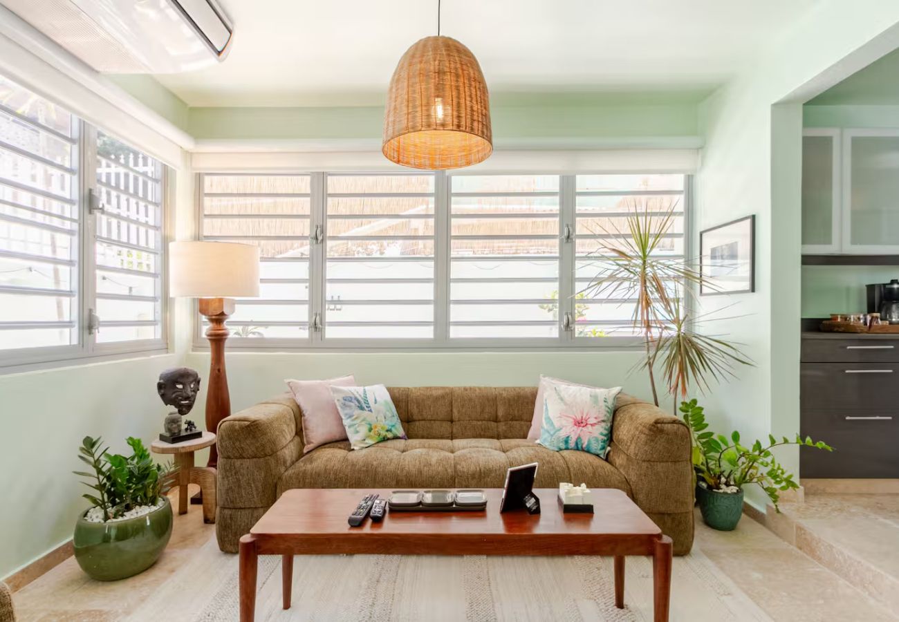 Casa en San Juan - 4BR Pool Home | 5 Min to Beach, San Juan
