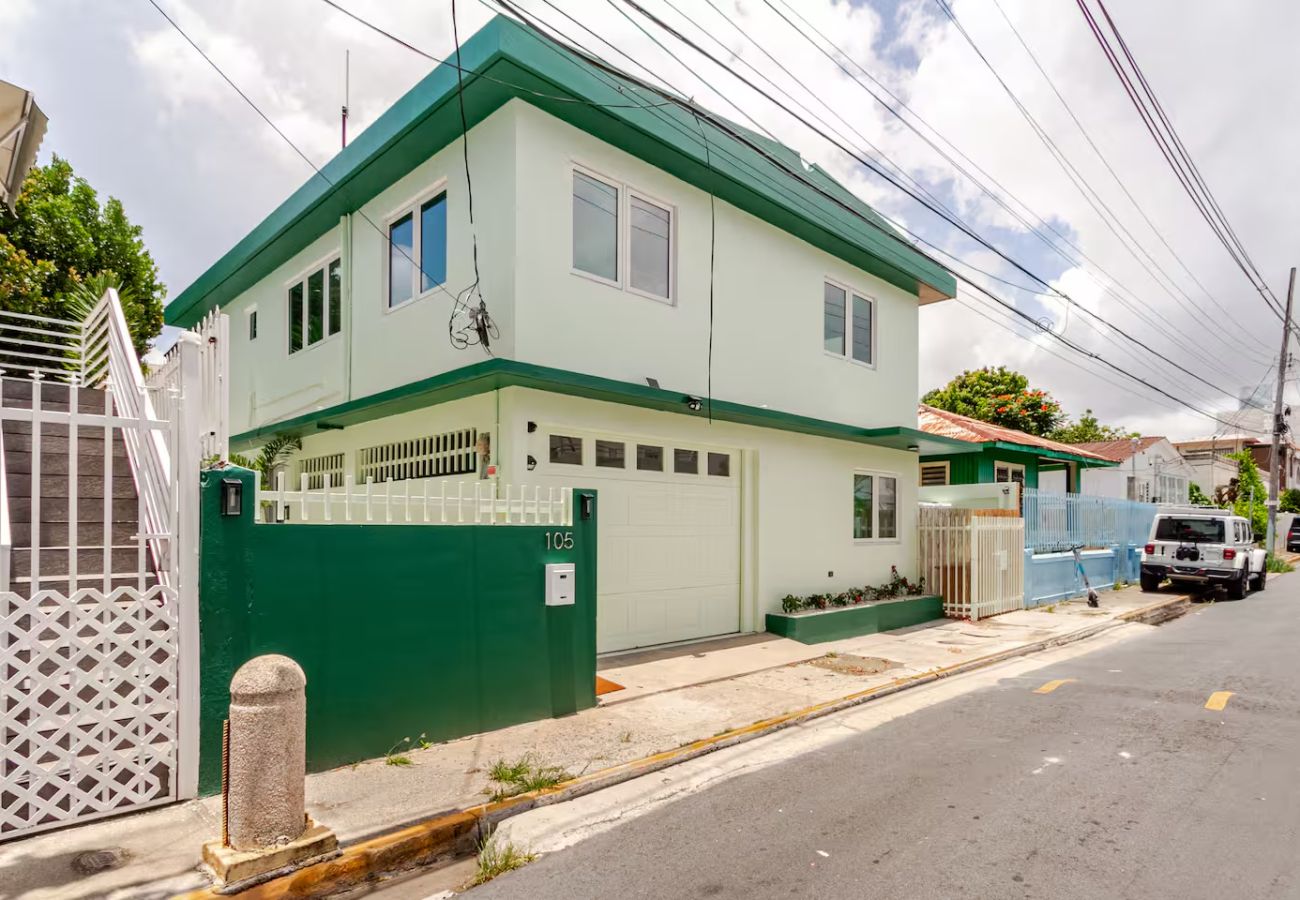 Casa en San Juan - 4BR Pool Home | 5 Min to Beach, San Juan