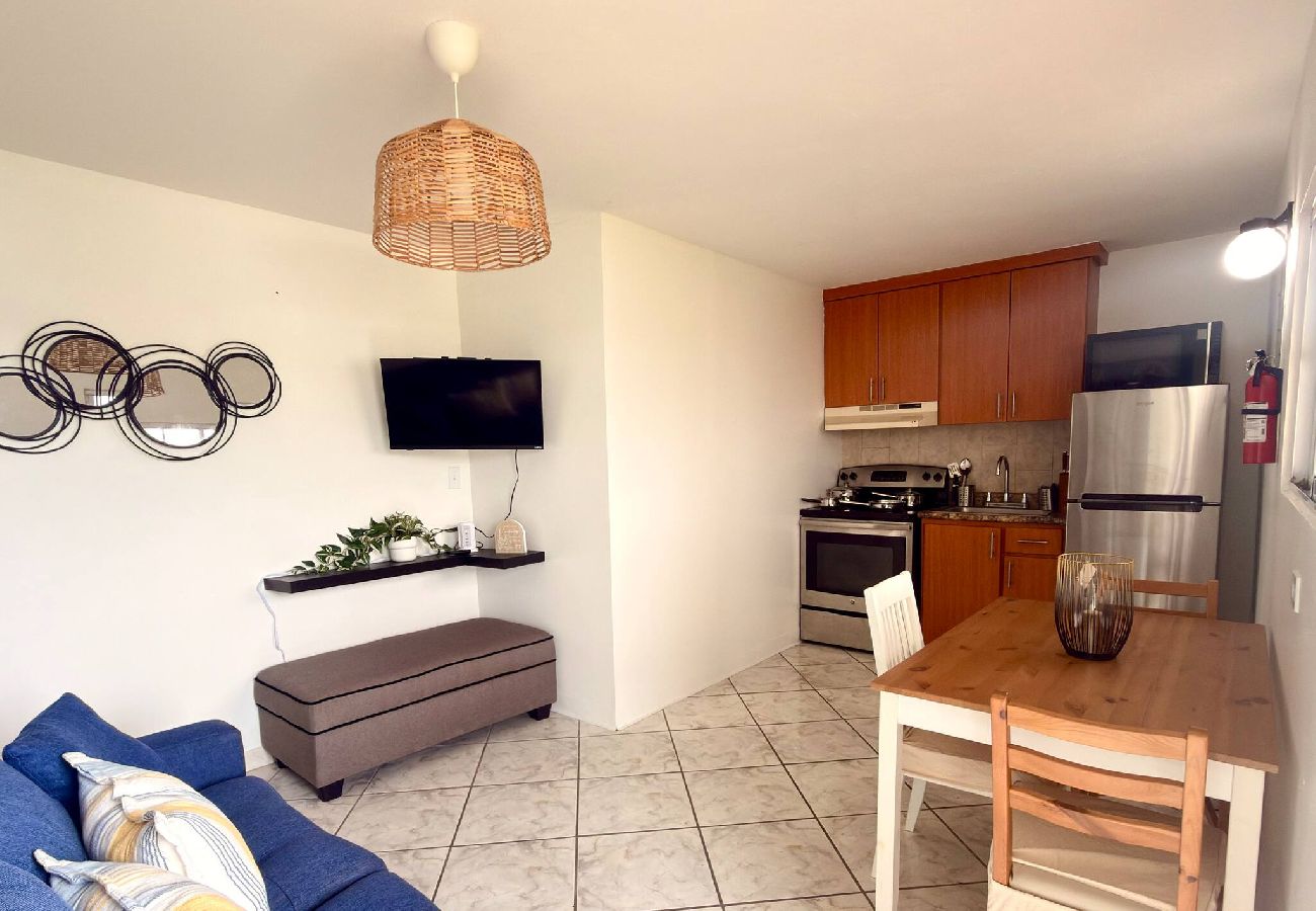 Apartamento en Yauco - Spacious 2BR Apt • Kitchen • Laundry • WiFi 