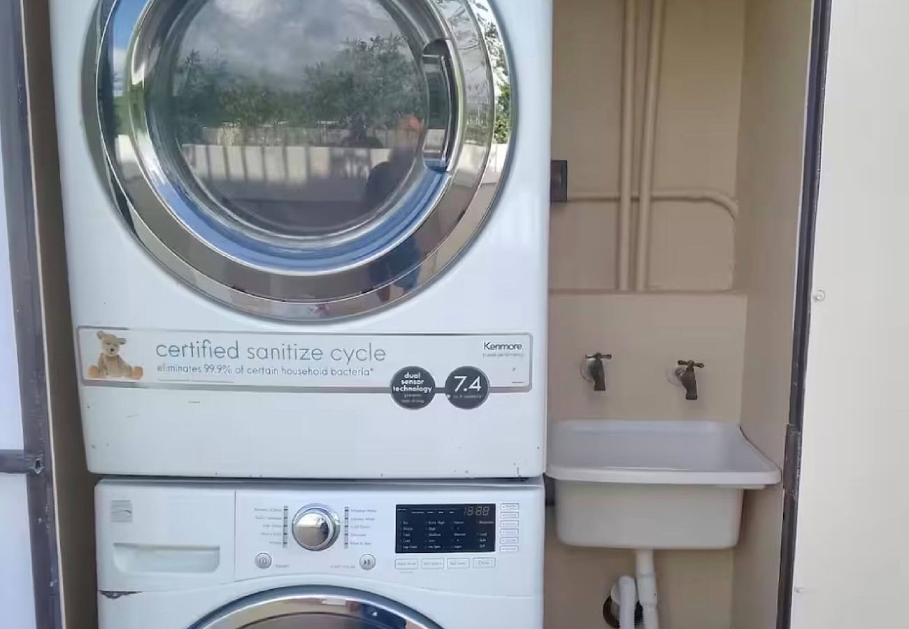 Apartamento en Yauco - Spacious 2BR Apt • Kitchen • Laundry • WiFi 