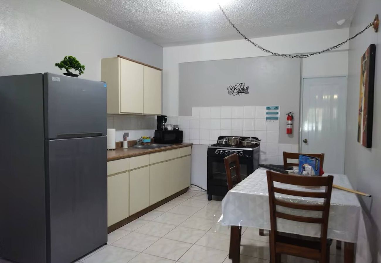Apartamento en Guanica - BBQ · Family Stay · Playa Santa · Apto B 