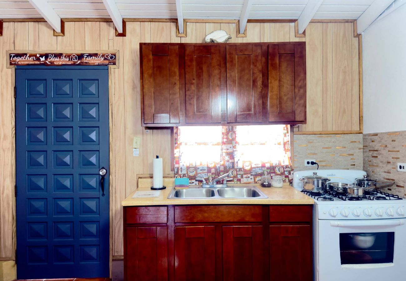 Casa en Guanica - Family · Spacious · Playa Santa ·Apto. C 