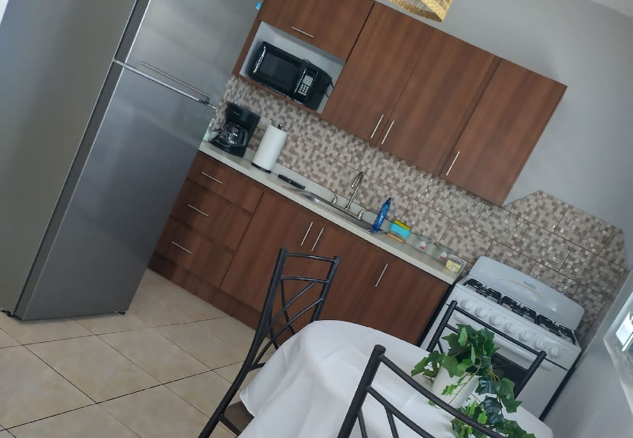 Apartamento en Guanica - 2 Pools · Solar · Playa Santa · Apto E 