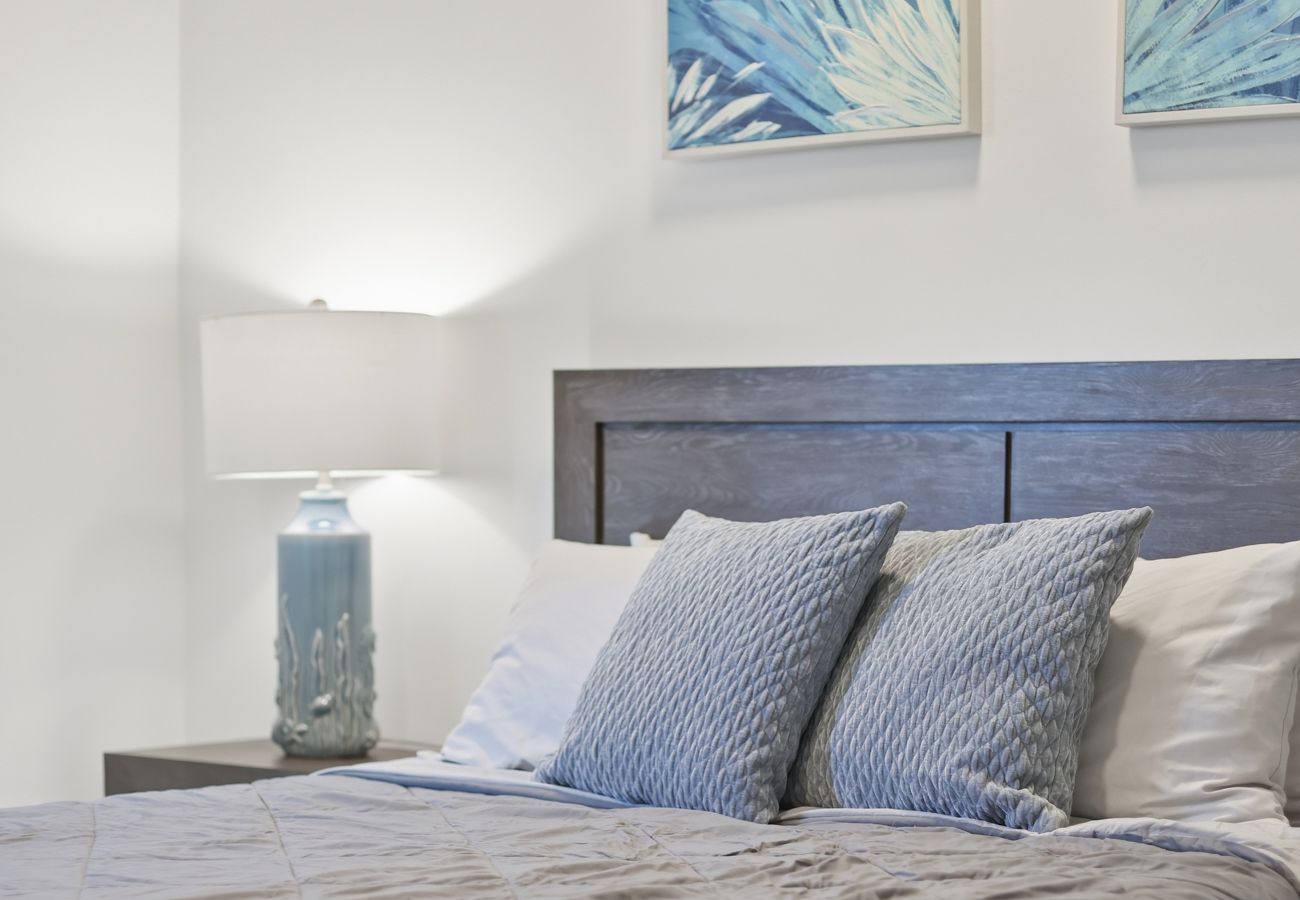 Apartamento en San Juan - Brisamare Apt 5 | 2BR | Pool, BBQ, Generator 