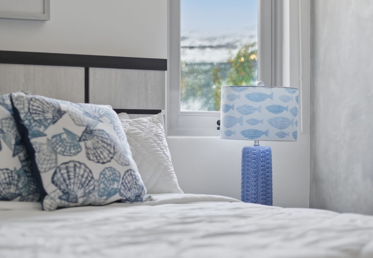 Apartamento en San Juan - Brisamare Apt 2 | 2BR | Pool, BBQ, Generator 