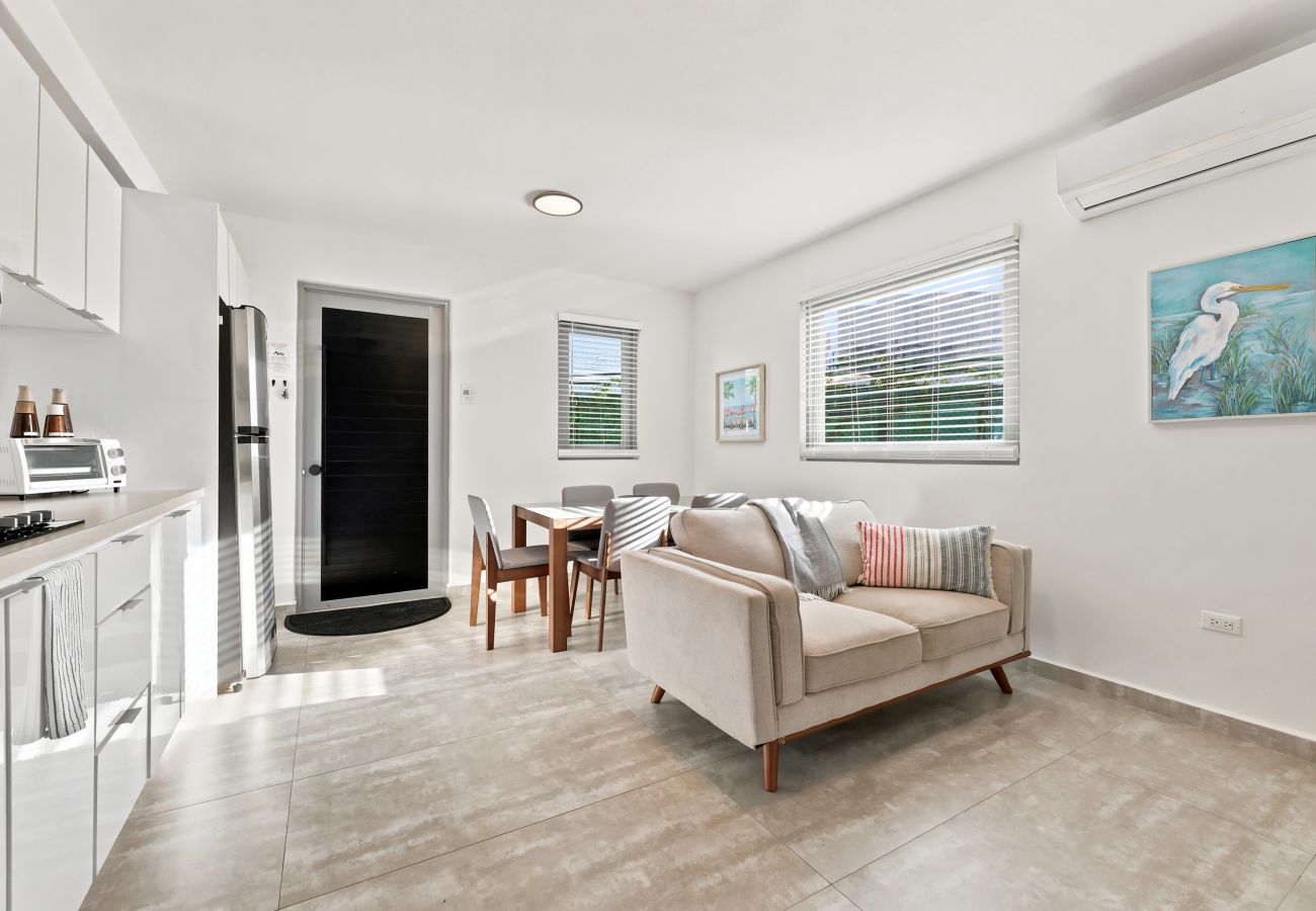 Apartamento en San Juan - Brisamare Apt 3 | 2BR | Pool, BBQ, Generator 