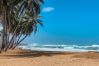 Casa en Camuy - 6BR Beachfront Compound w/ Generator & Games 