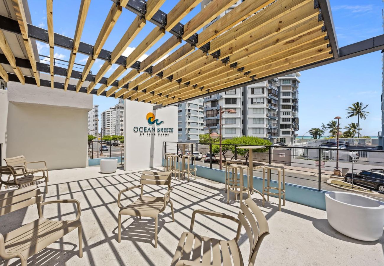 Alquiler por habitaciones en Carolina - Isla Verde Ocean Breeze | Luxury Beach Suites 2B