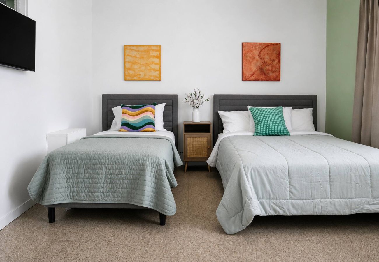 Apartamento en San Juan - Affordable 1br Near Escambron Beach and Old SJ 