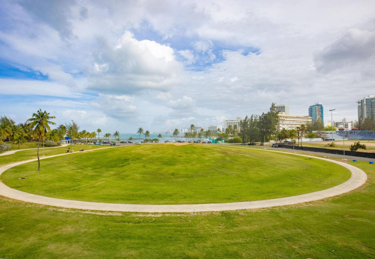 Apartamento en San Juan - Cozy 1br Minutes Walking from Escambron Beach 