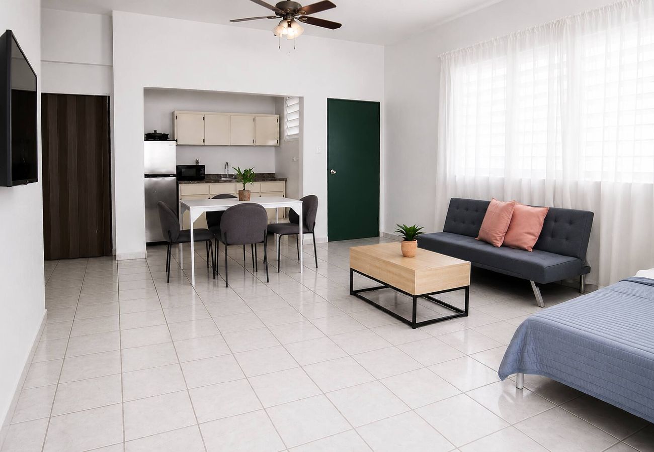 Apartamento en San Juan - Budget 1BR Minutes from Escambron Beach 