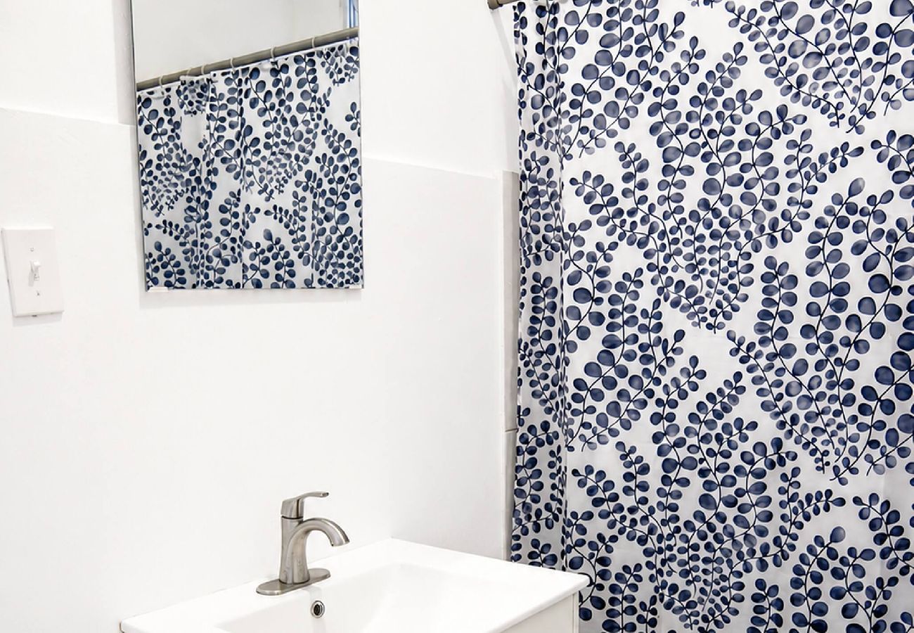 Apartamento en San Juan - Budget 1BR Minutes from Escambron Beach 