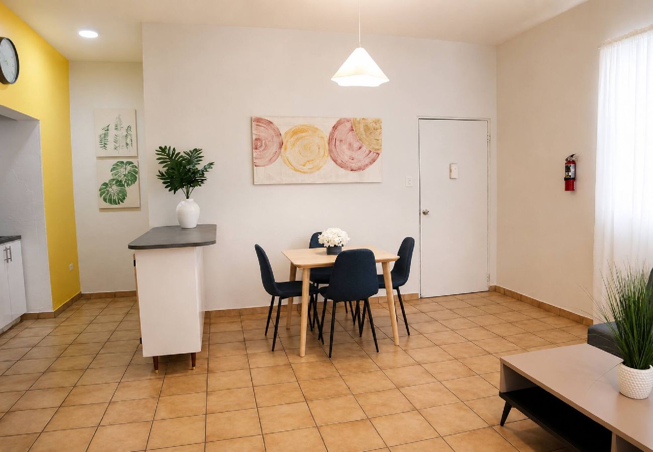 Apartamento en San Juan - Spacious Budget-Friendly 1BR by Escambron Beach 