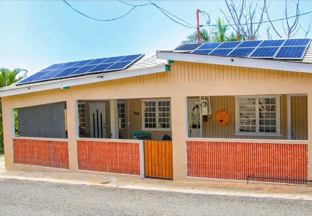 Casa en Rincon - Casa Isabel en Calvache Rincon PR para 6 personas. 