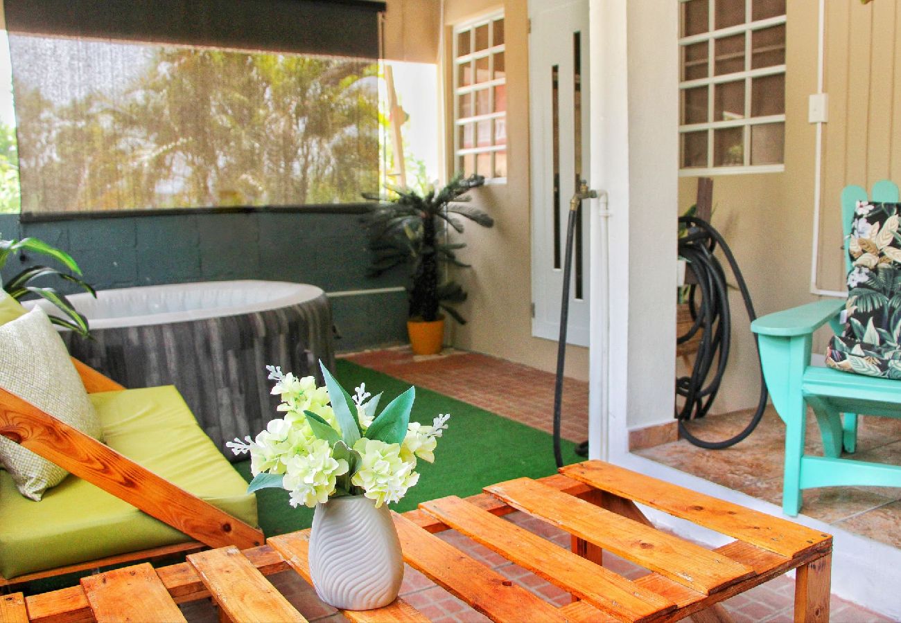 Casa en Rincon - Casa Isabel en Calvache Rincon PR para 6 personas. 