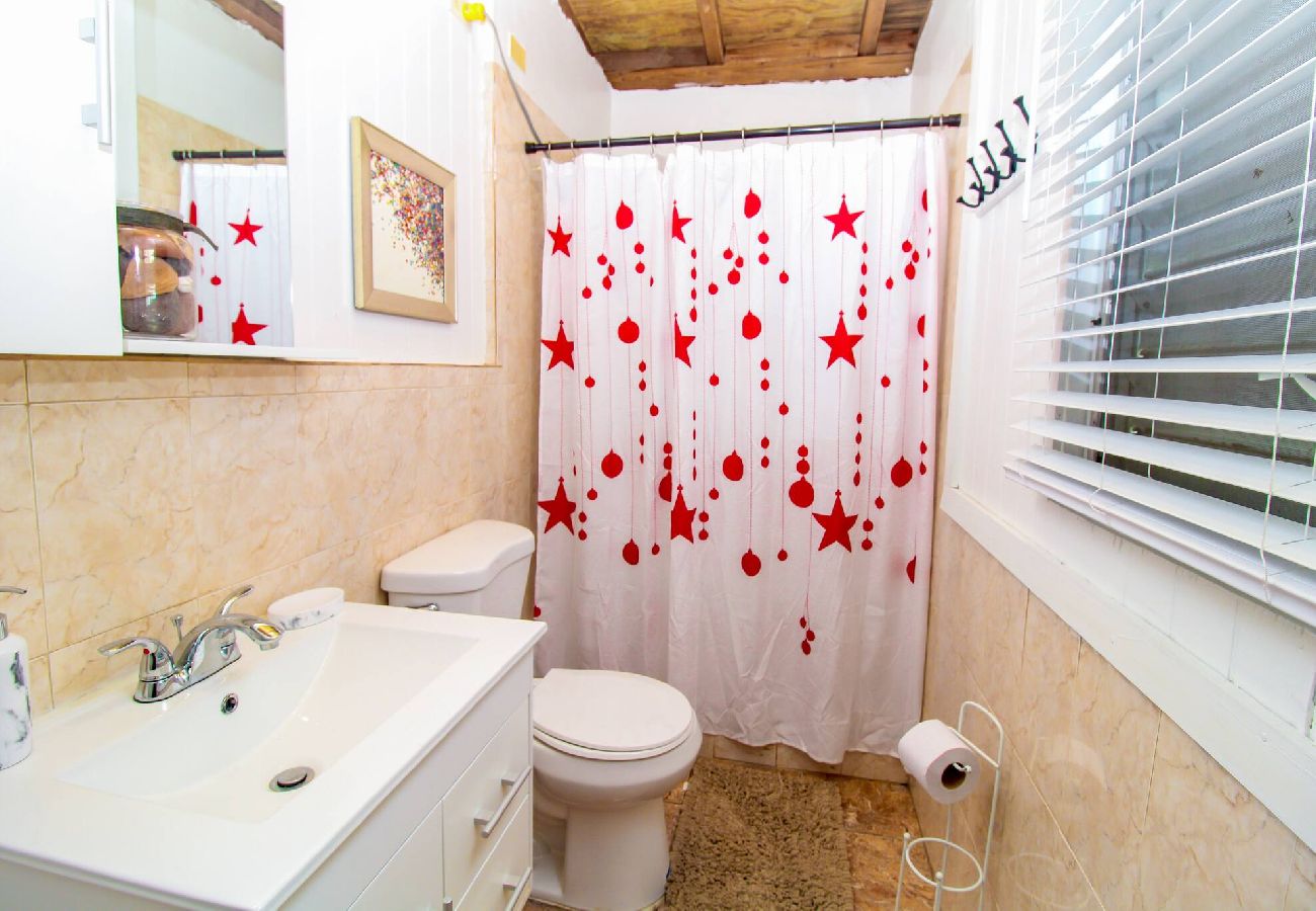 Casa en Rincon - Casa Isabel en Calvache Rincon PR para 6 personas. 