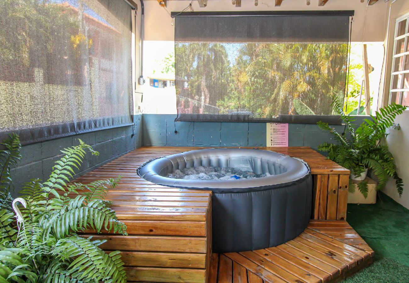 Casa en Rincon - Casa Isabel en Calvache Rincon PR para 6 personas. 