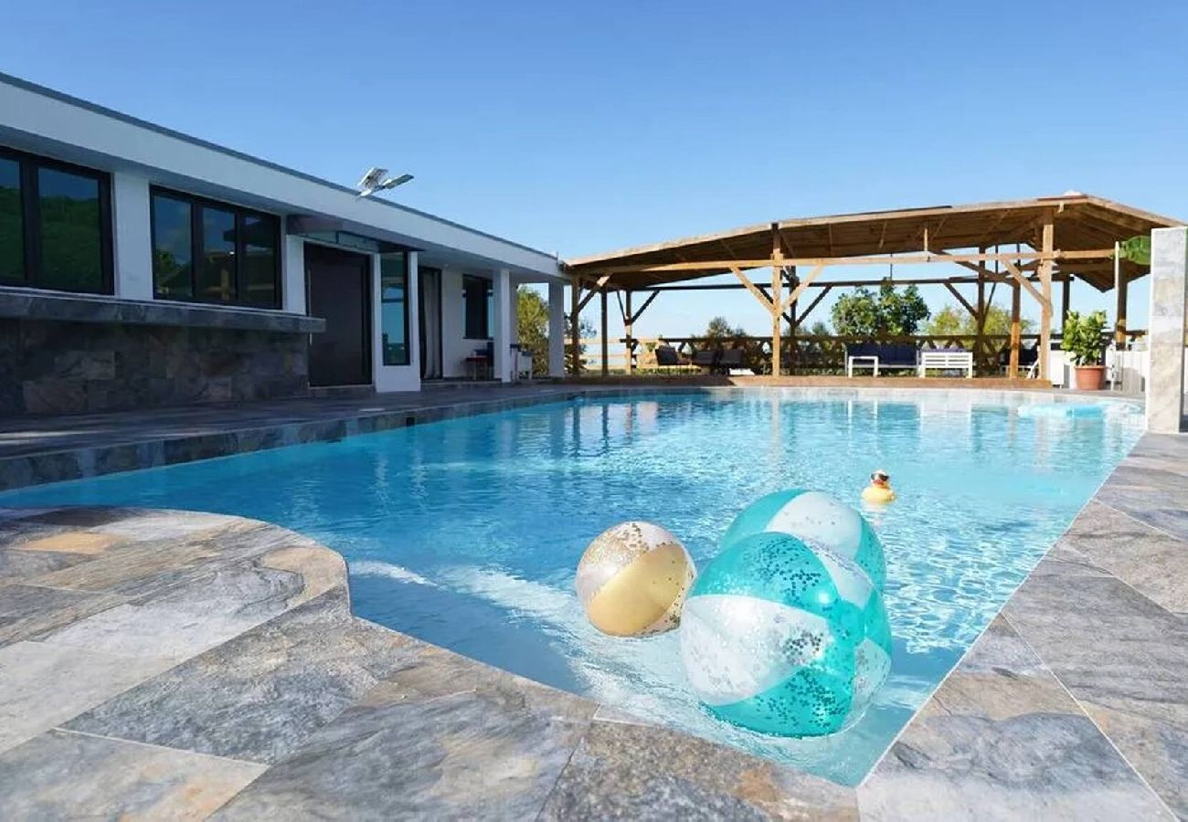 Casa en Río Grande - Villa Familiar - Bella Vista - Rio Grande 
