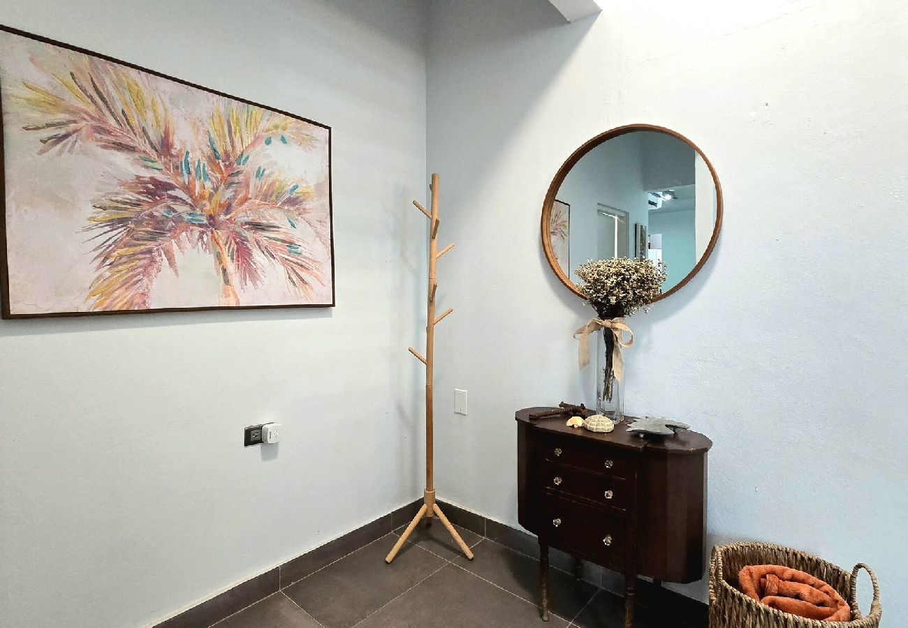 Casa en Arecibo - Arecibo - Casa, Cerca Playas, Laundry, Wifi, A/C 