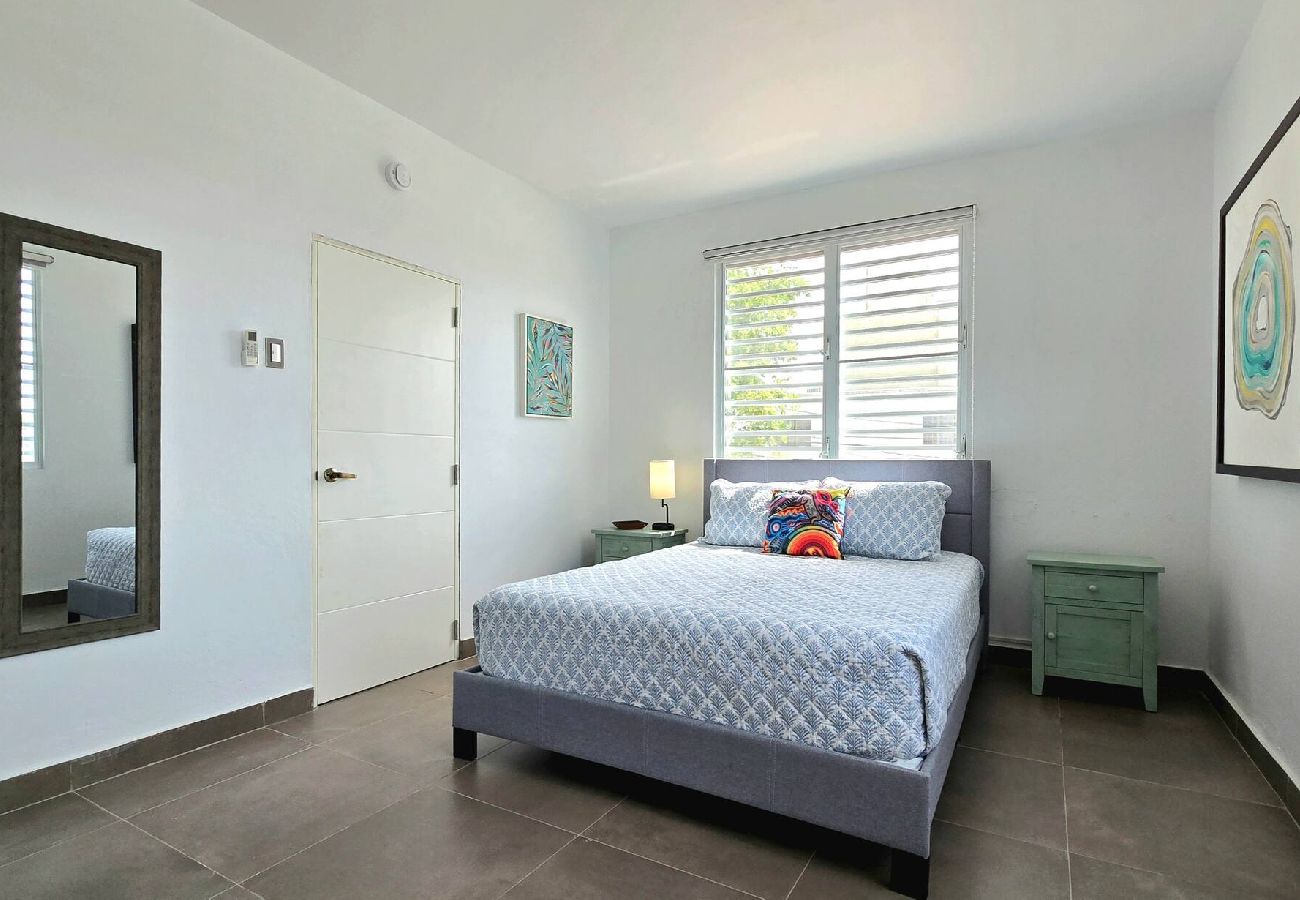 Casa en Arecibo - Arecibo - Casa, Cerca Playas, Laundry, Wifi, A/C 