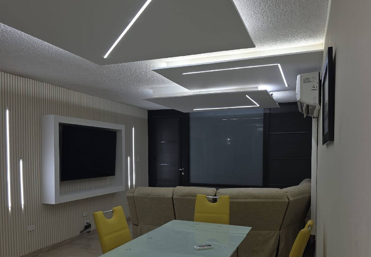 Residencial en Fajardo - Frente a Marina en Fajardo 