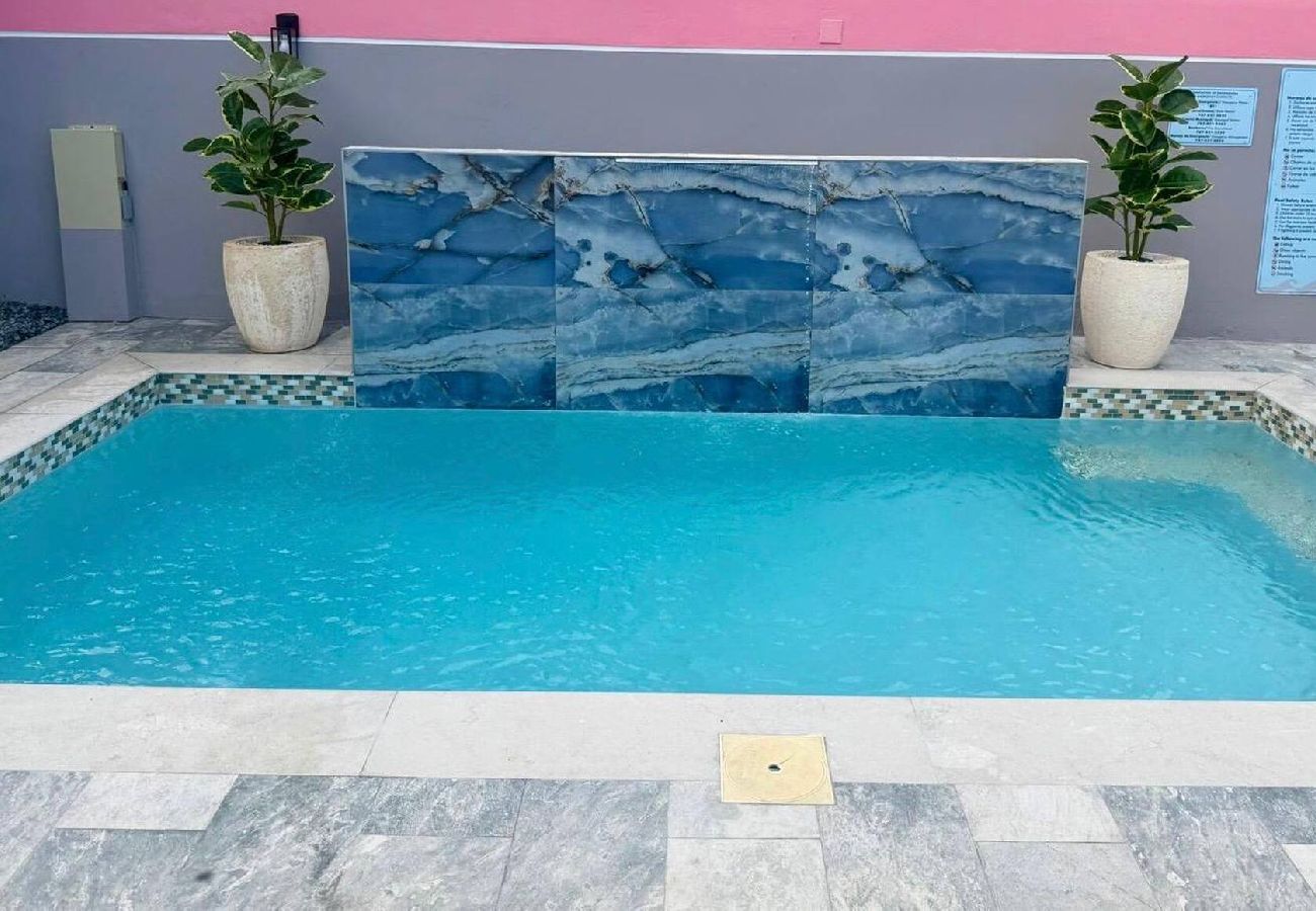 Casa en Cabo Rojo - Armonia Rosada