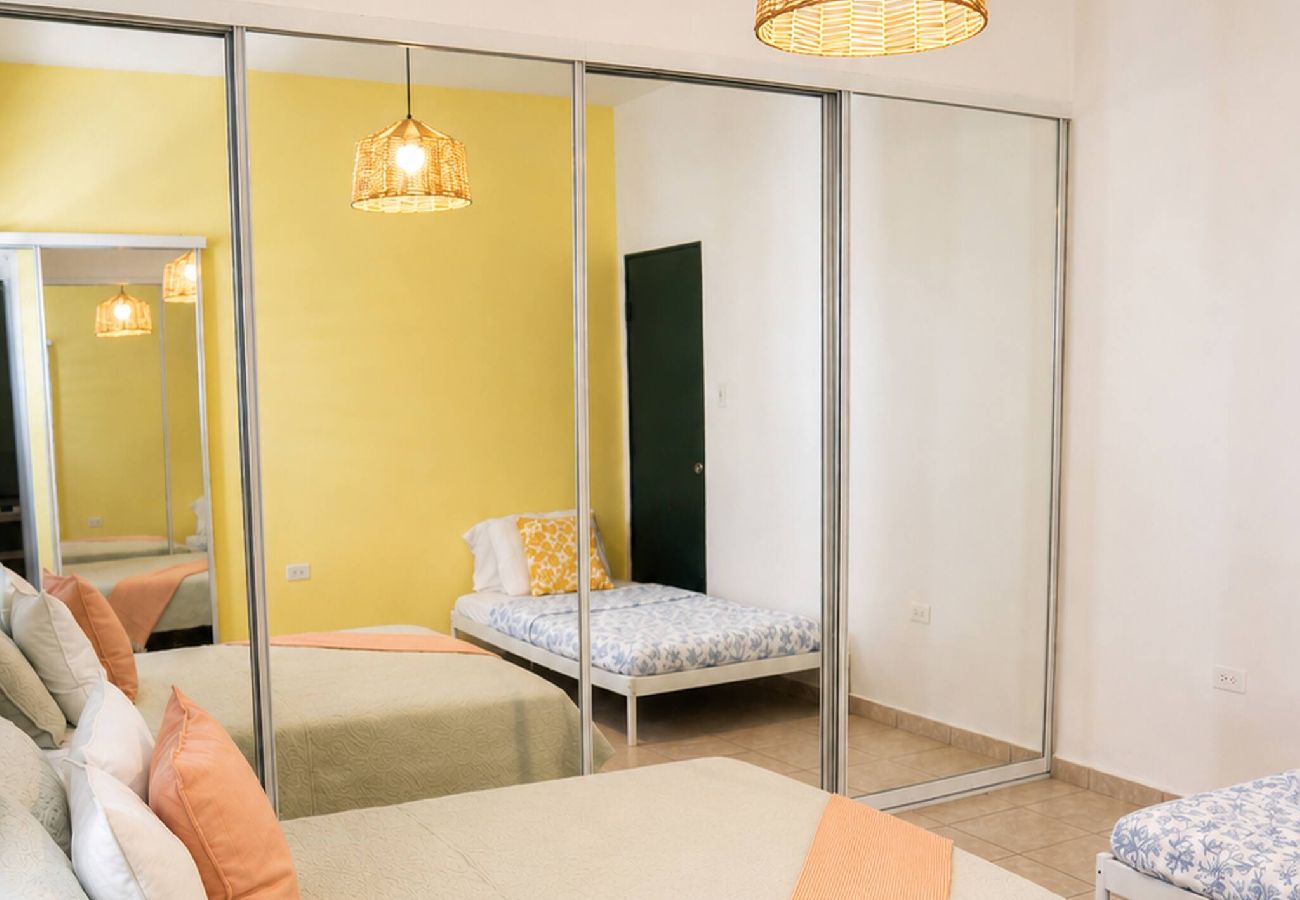 Apartamento en San Juan -  Charming 1 BR Walking Distance to Escambron Beach 