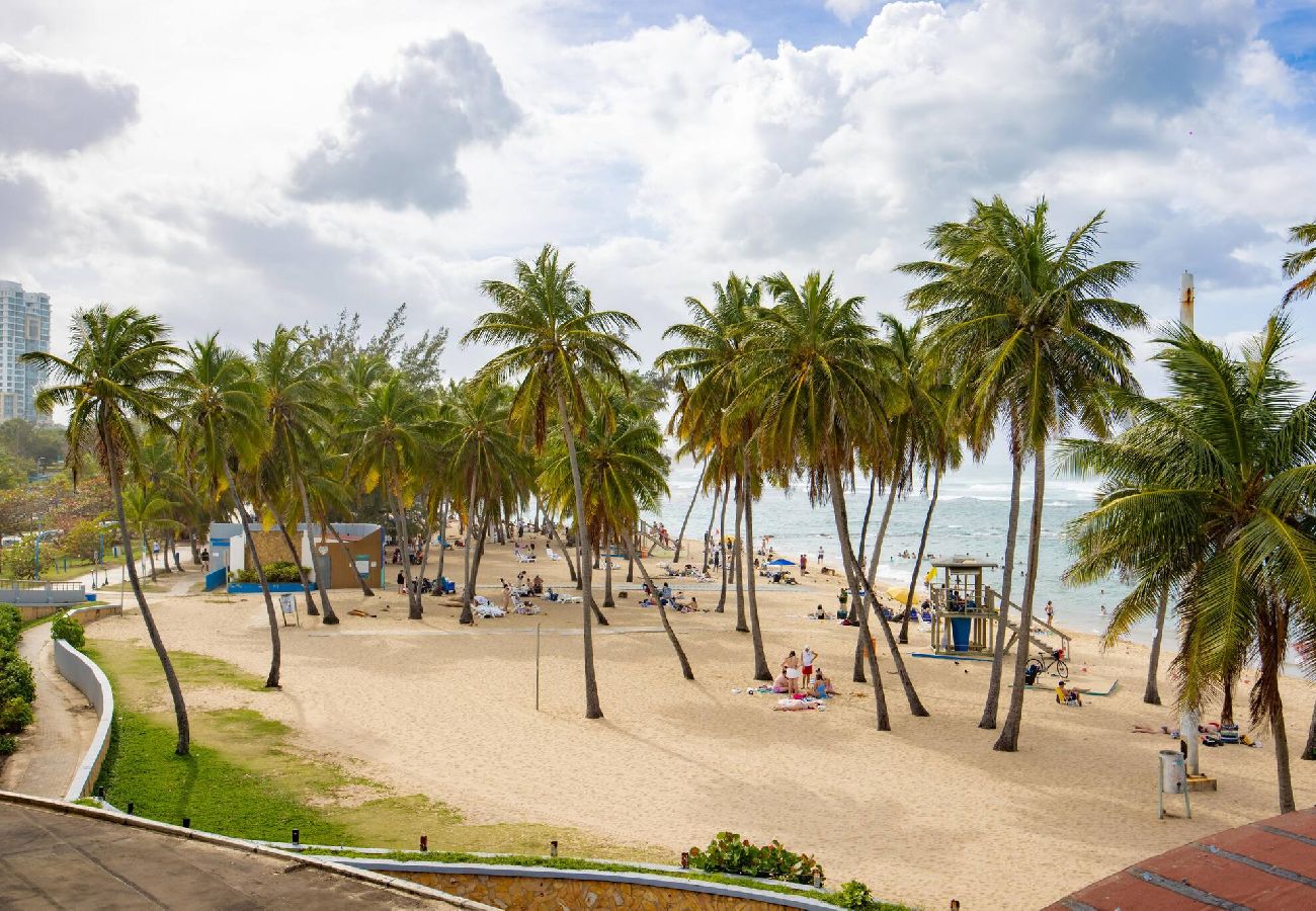 Apartamento en San Juan -  Charming 1 BR Walking Distance to Escambron Beach 