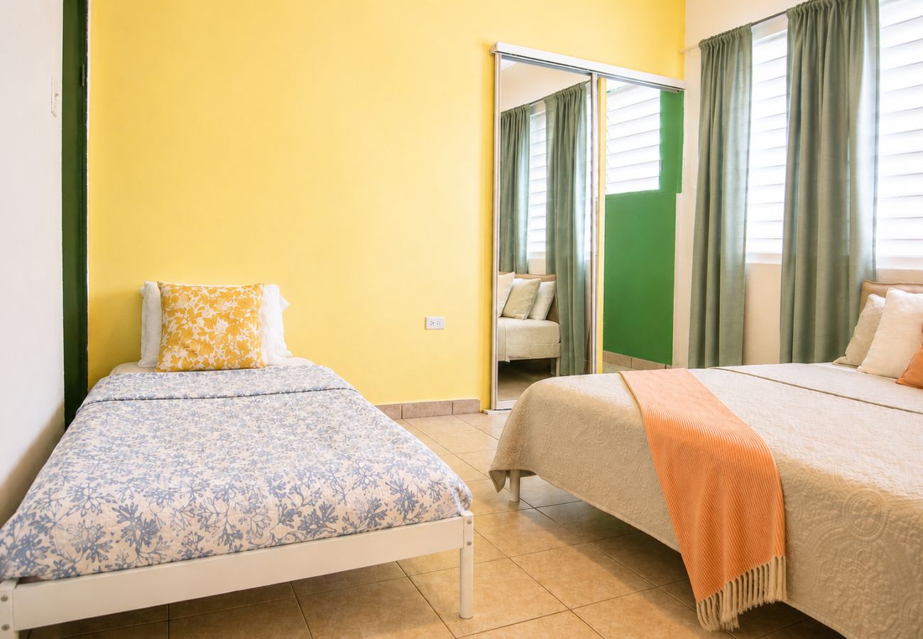 Apartamento en San Juan -  Charming 1 BR Walking Distance to Escambron Beach 