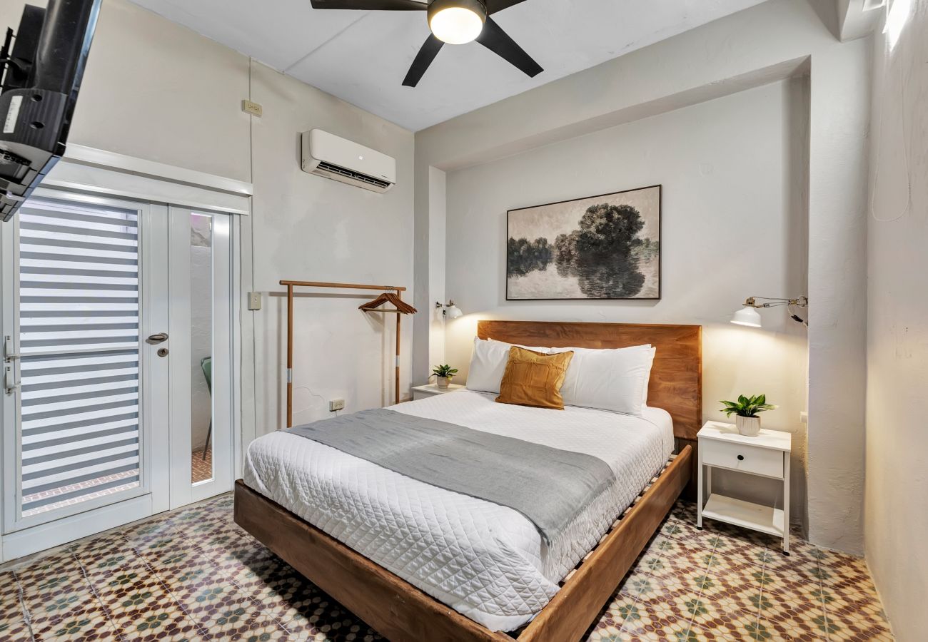 Apartamento en San Juan - San Cristóbal View | 2BR in Old San Juan