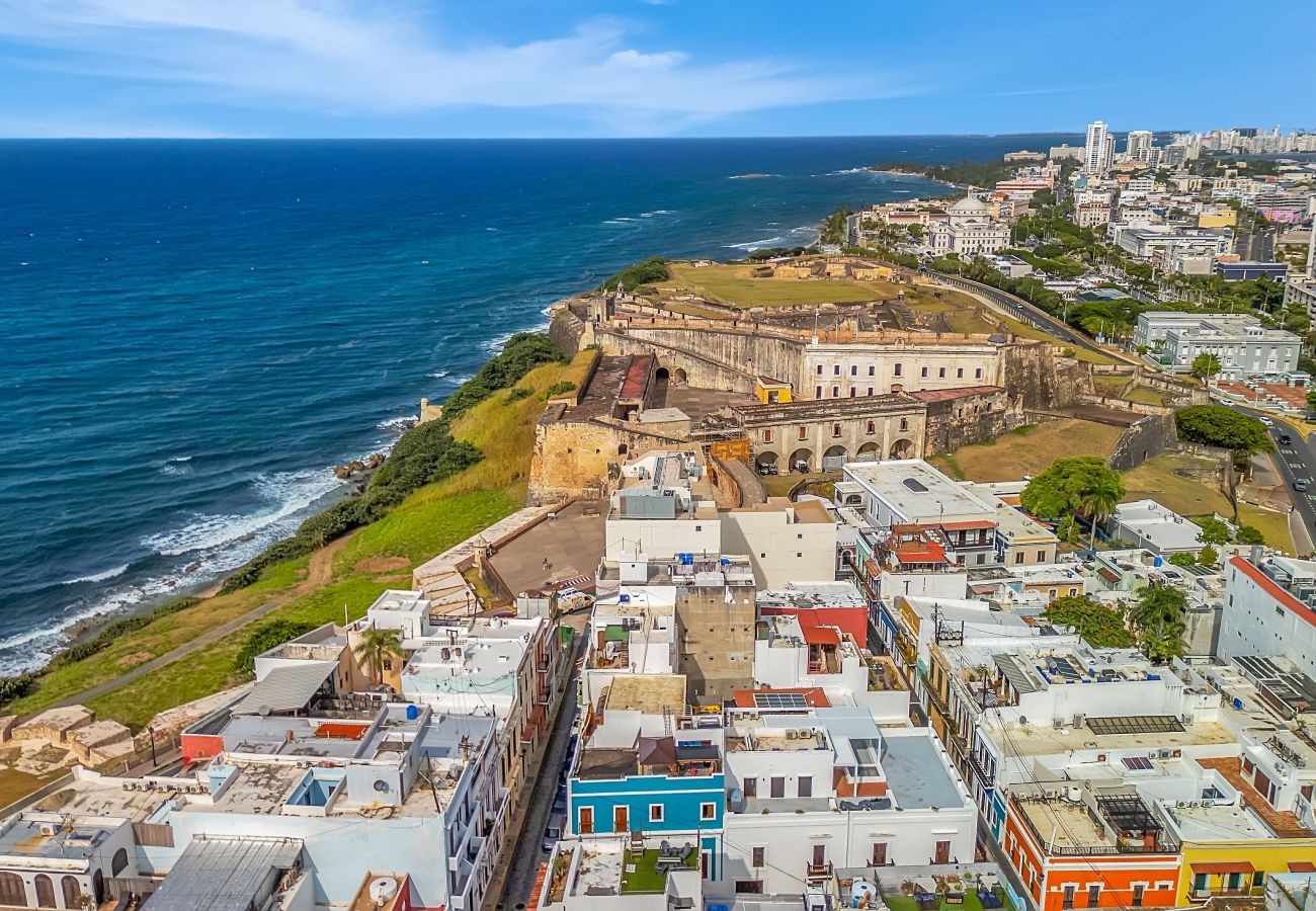 Apartamento en San Juan - San Cristóbal View | 2BR in Old San Juan