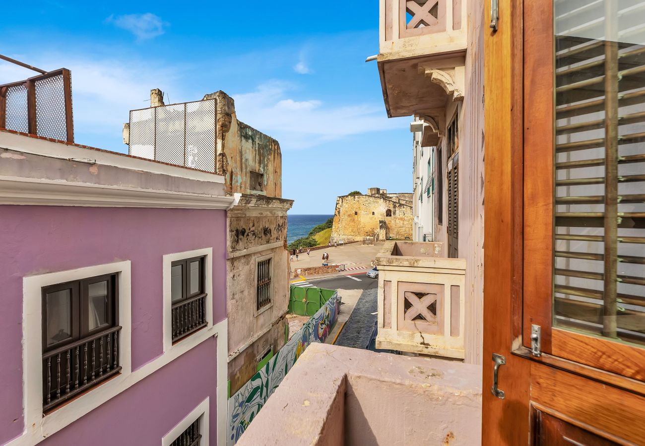 Apartamento en San Juan - San Cristóbal View | 2BR in Old San Juan