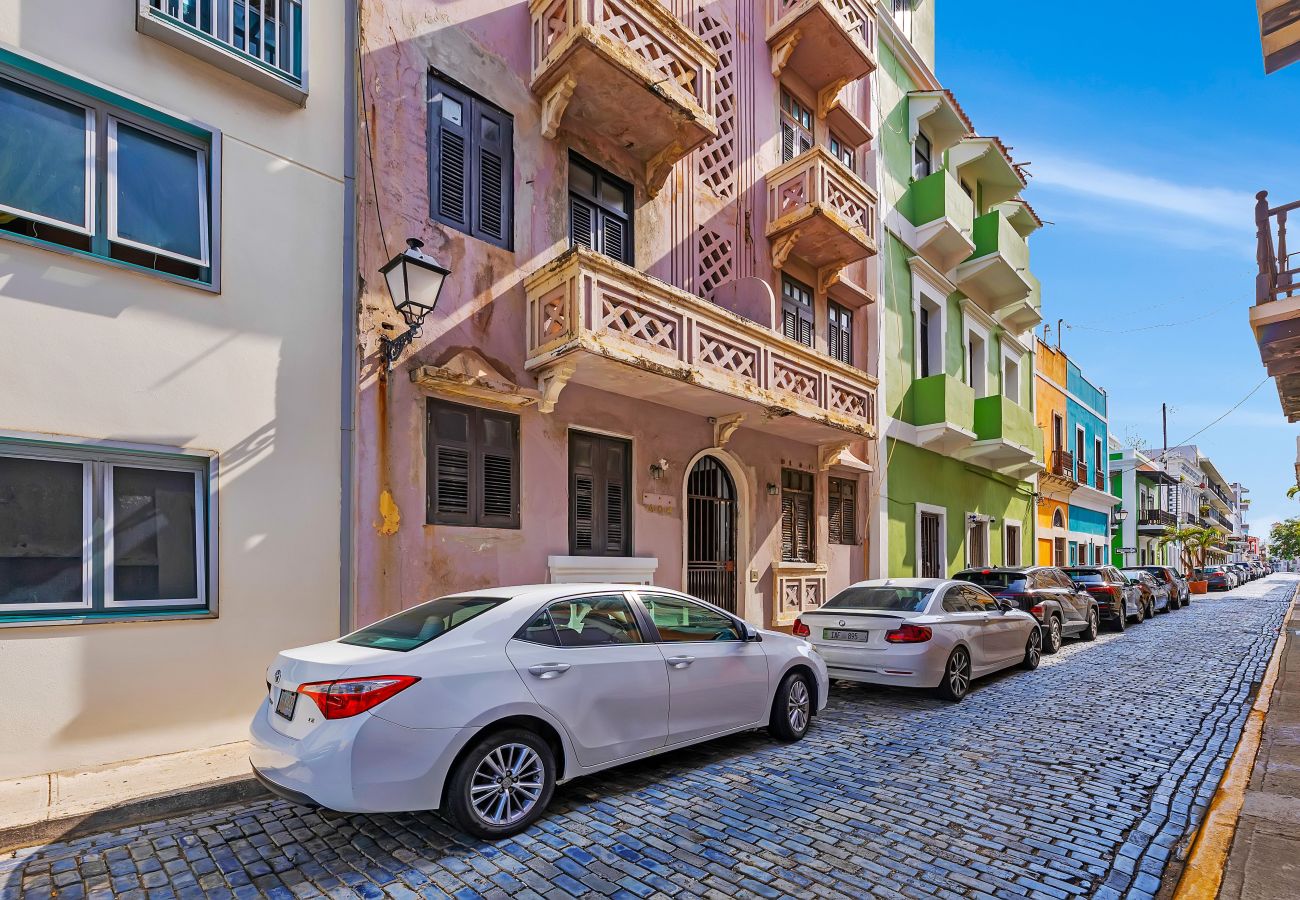 Apartamento en San Juan - San Cristóbal View | 2BR in Old San Juan