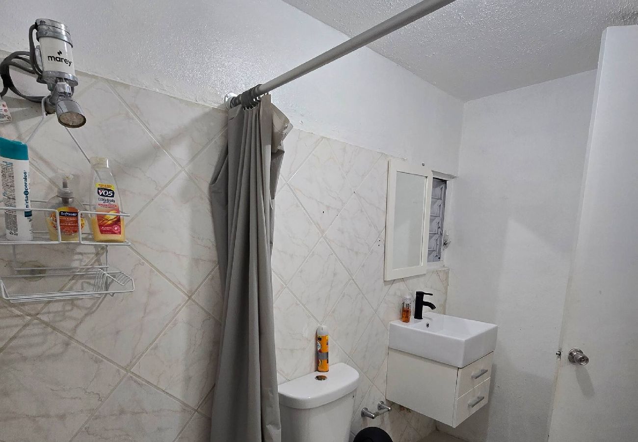 Casa en San Juan - Apartamento/ Estudio completo 6 San Juan 