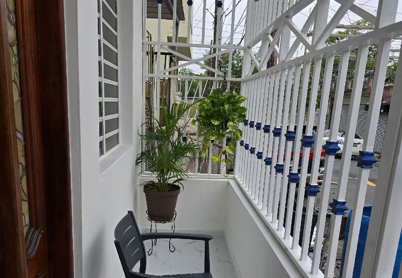 Casa en San Juan - Apartamento en Guesthouse. 5 min Choliseo San Juan 