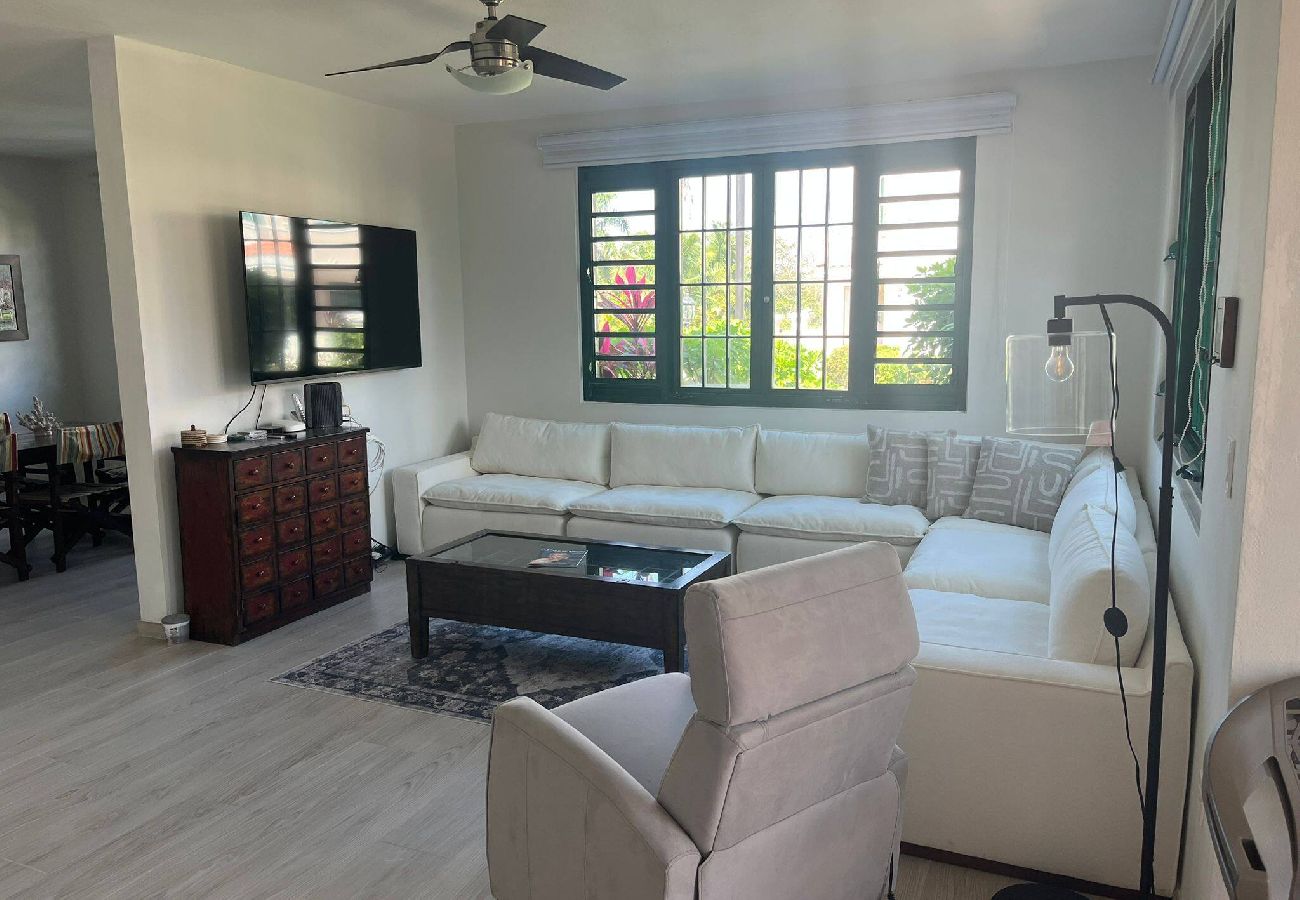 Villa en Rincon - -