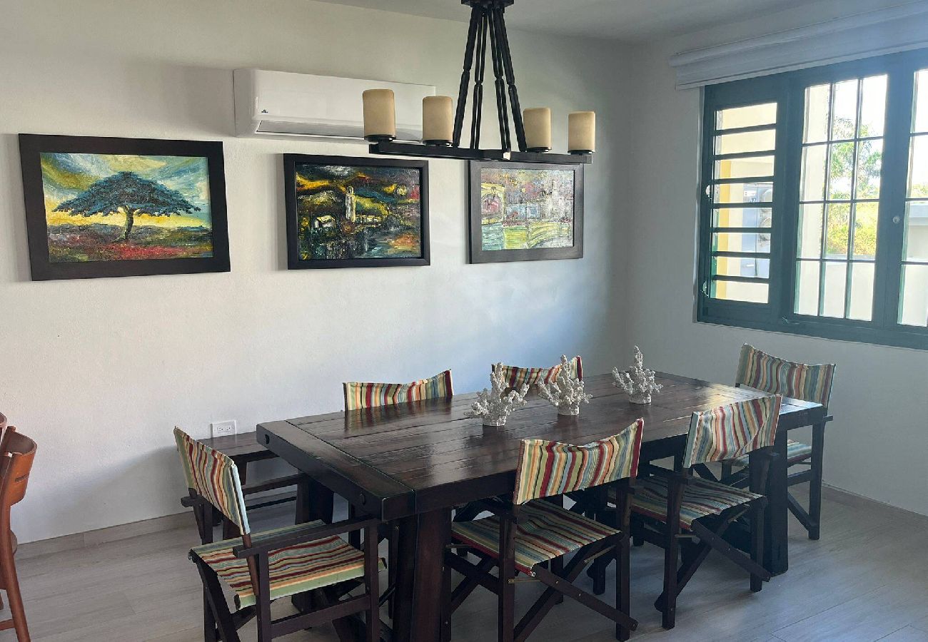 Villa en Rincon - -